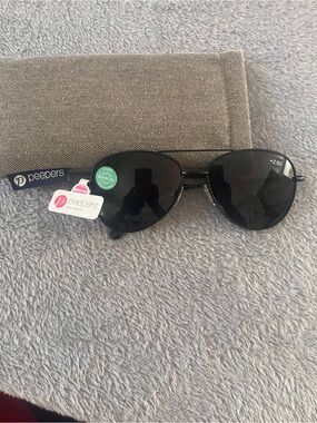 Peepers +2.50 Bifocal Aviator Sunglasses in Black